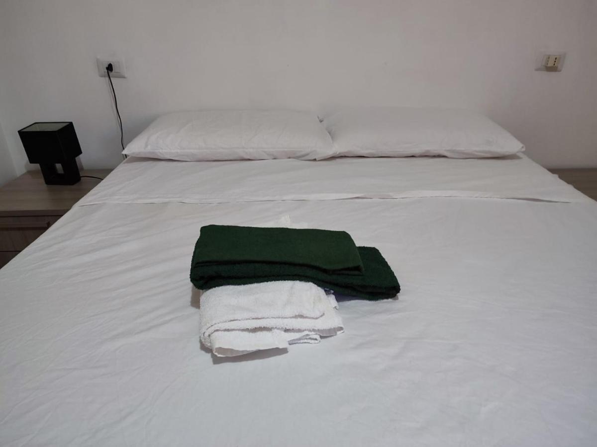 Rooms For Rent 67 Сасари Екстериор снимка